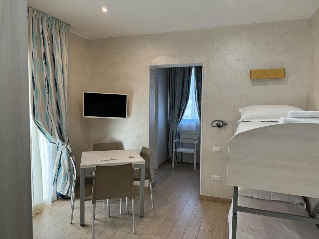 Marina Beach Aparthotel Rimini Exterior foto