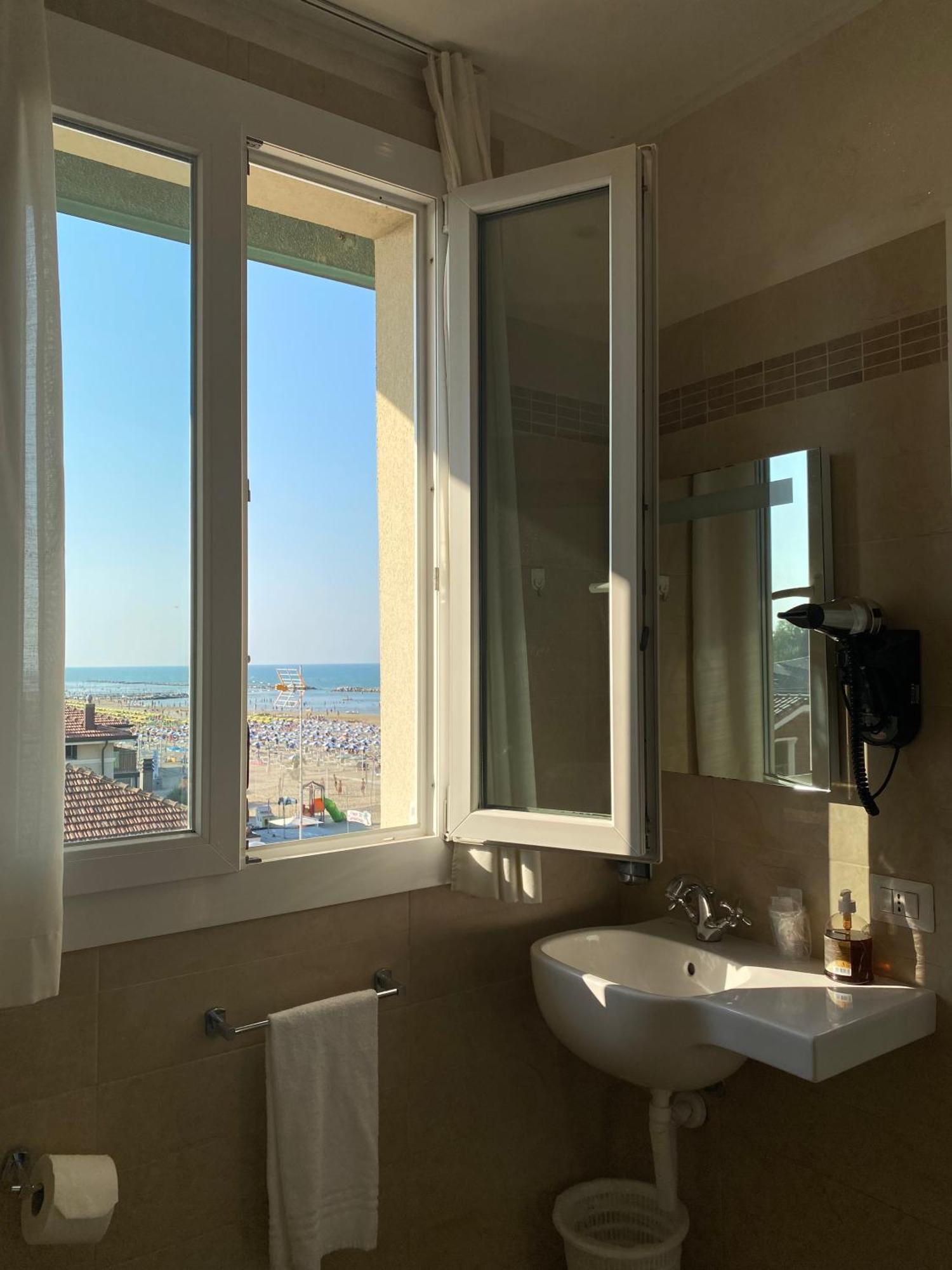 Marina Beach Aparthotel Rimini Exterior foto